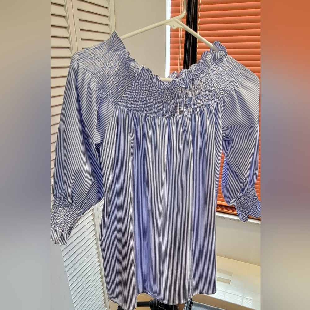 Like new, never worn Top